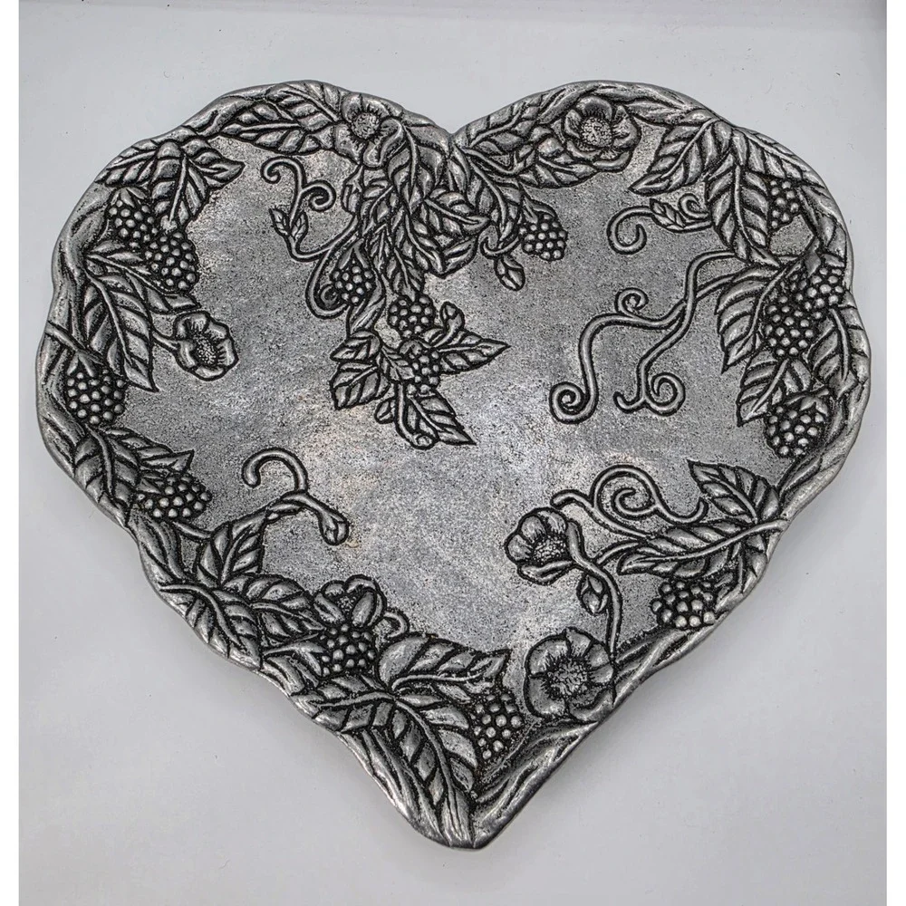Carson Statesmetal Heart Trinket Dish Blackberry Floral Embossed Pewter Style